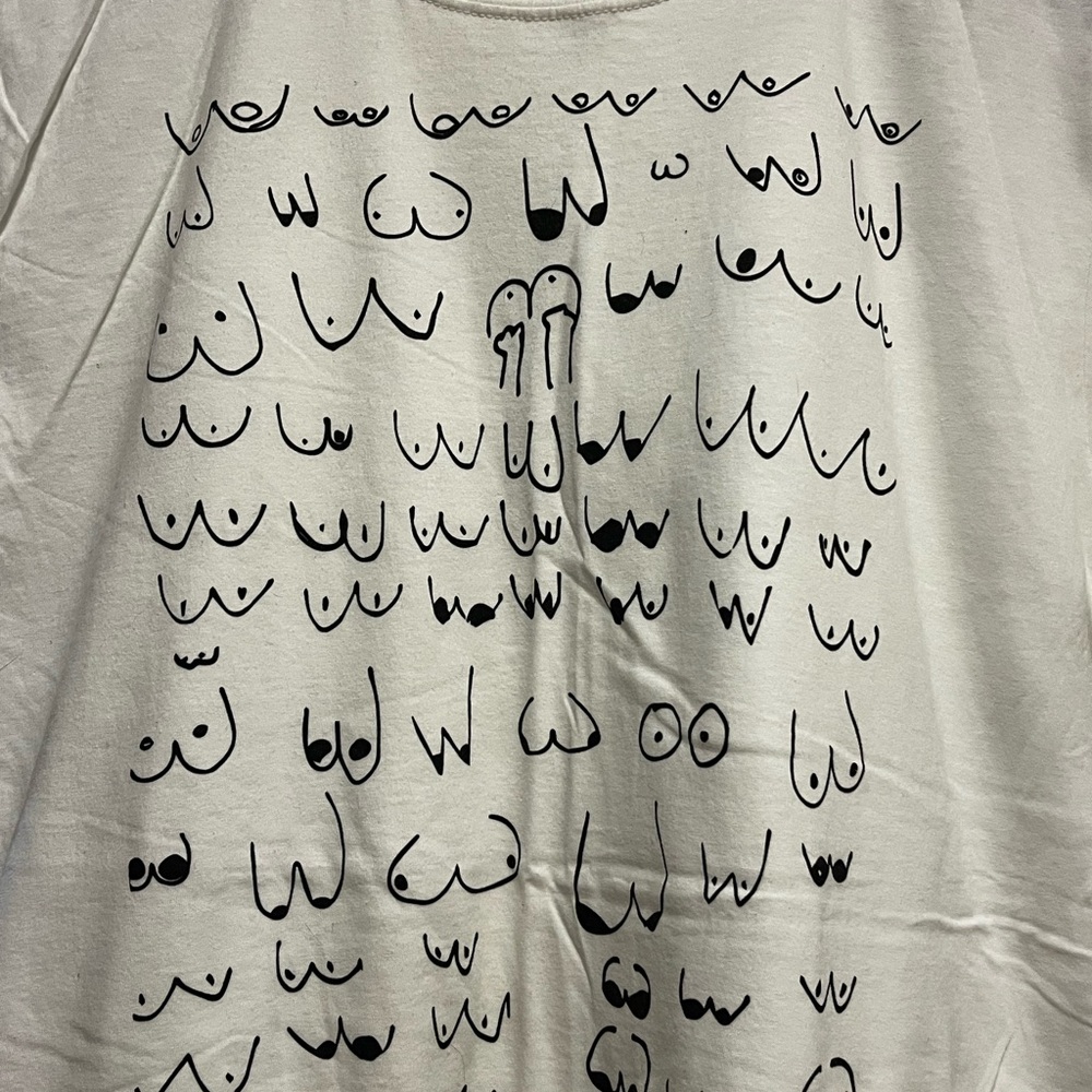 Trailer Tammy/ Chelcie Lynn merch (sorry for the bad picture) - Picture 2 of 2